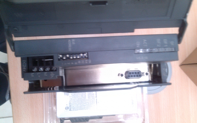 برنامه ها و خدمات  plc  و اتوماسیون را انجام دهم