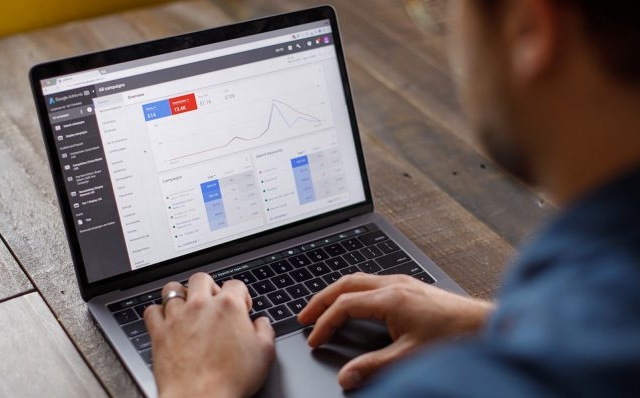 ریمارکتینگ گوگل ادز رو براتون فعال کنم