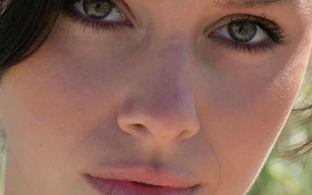 عکس های شما رو اصلاح، ترمیم و بازسازی کنم