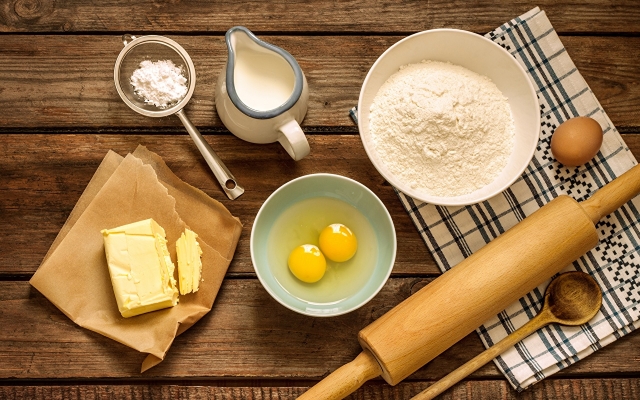 دستور تهیه کیک و شیرینی و غذاهای متنوع در اختیارتون قرار بدم
