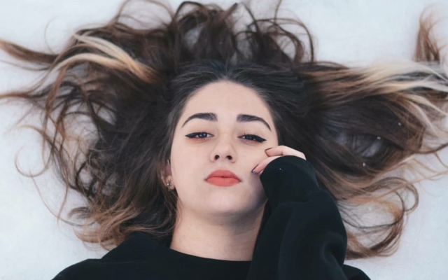 ادیت عکس مطابق نیاز شما را برای شما انجام بدم