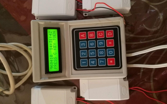 برای شما پروژه  با میکروکنترلر AVR انجام بدم و برد بسازم با امکانات دلخواه شما