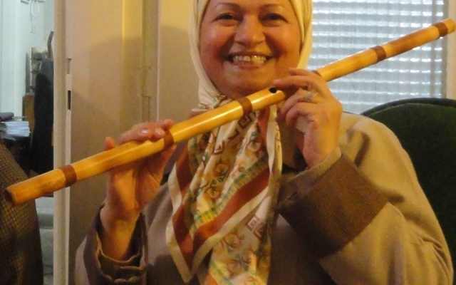 گویندگی در زمینه دوبله انجام دهم
