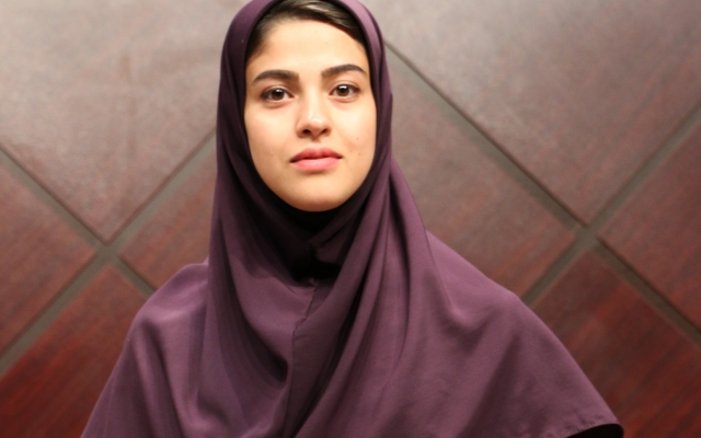 متن شما رو با صدایی متفاوت گویندگی کنم فقط کافیه یک بار بشنوید!