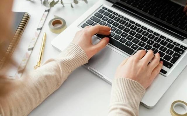 با محتواهای باکیفیت بیزینس شمارو گسترش بدم