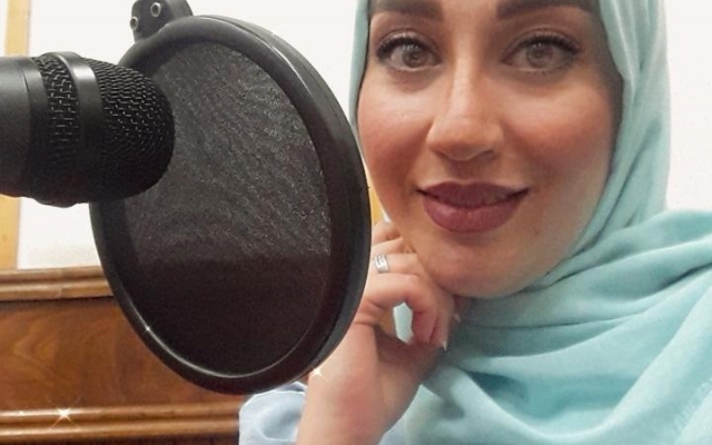 تیزر تبلیغاتی ، موشن گرافیک و خدمات مربوط به صدا رو گویندگی کنم
