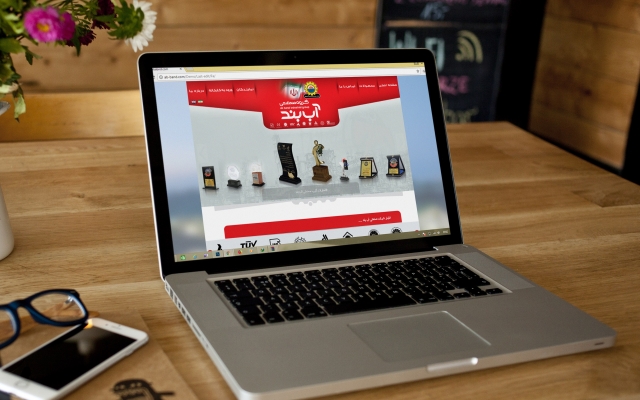 سایت با شرایط باورنکردنی به شما تحویل بدم