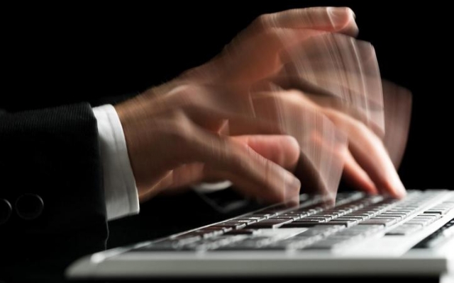 تایپ سریع متون pdf،کتاب، در زبان های فارسی و لاتین انجام بدم.