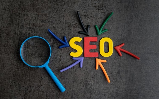 چراغ سبز (Yoast SEO) رو برای مقالات روشن کنم . و همین طور مقالات سئو شده بنویسم.