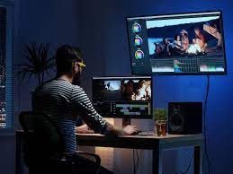 ویدیو های مختلف شما رو  تدوین و ادیت کنم