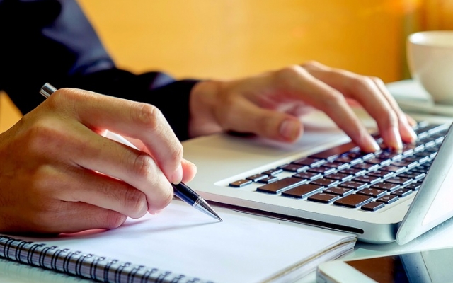 محتوای سئو شده حرفه‌ ای برای صفحات سایت شما بنویسم