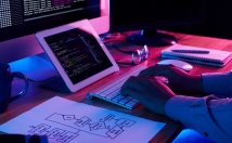 وب-سایت-اپلیکیشن-تحت-وب-پیاده-سازی-بصورت-طراحی-اختصاصی-ویا-CMSها