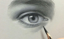 طراحی-چهره-شمارو-سبک-سیاه-قلم-برگه-A