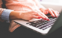 متن-زبان-عربی-انگلیسی-دقت-مرتب-تایپ