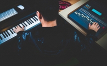 آهنگ-سازی-تنظیم-سبک-مختلف