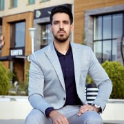 amir.molaei